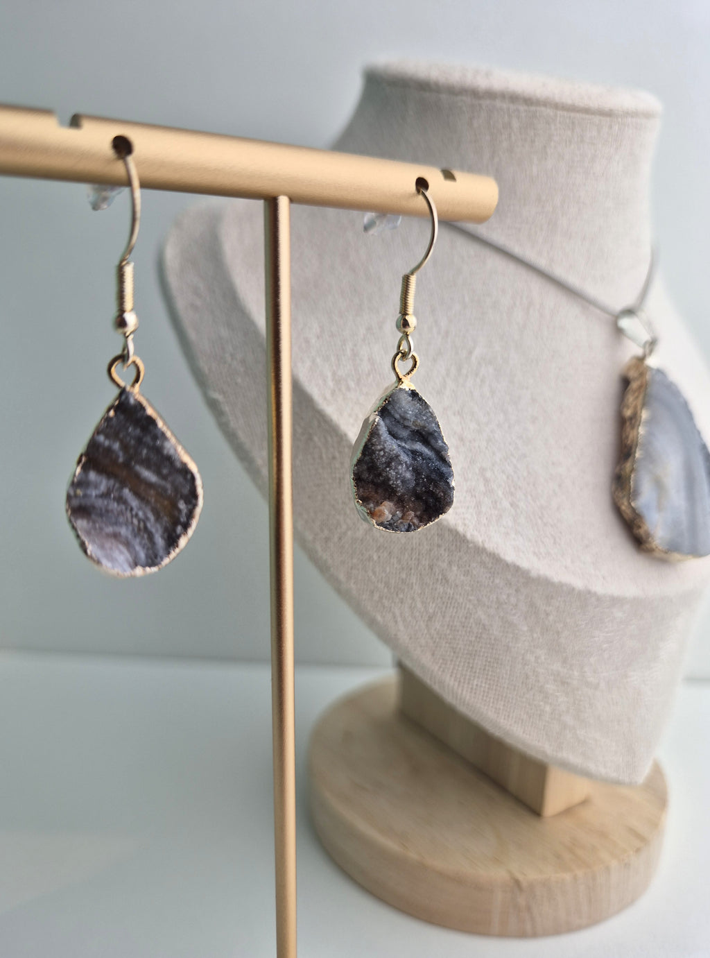 Chalcedoonroos oorbellen