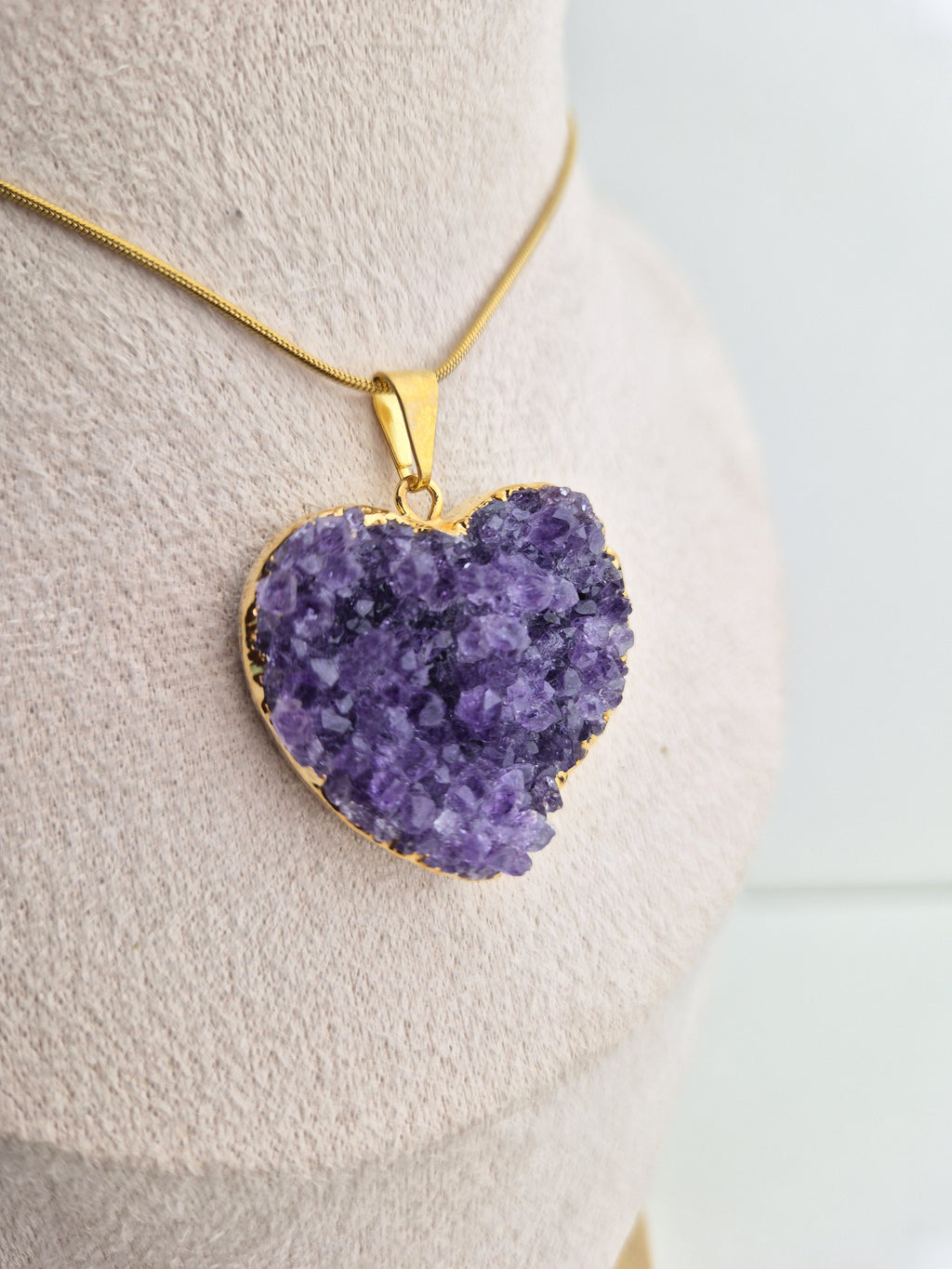 Amethist druzy hart halsketting goud