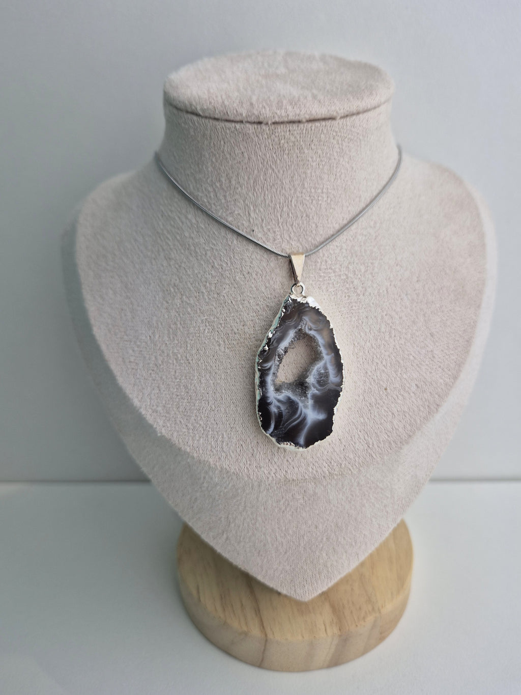Agaat geode zilver ketting 1